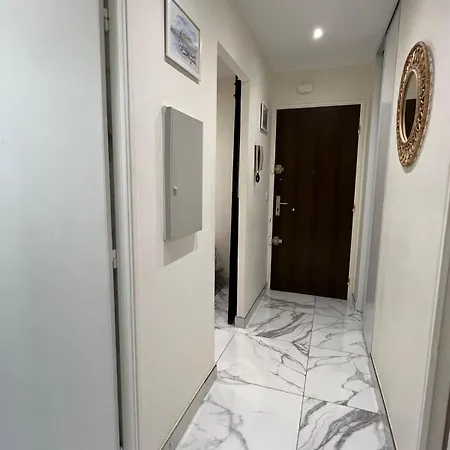 2 Pieces Center Apartment Cannes