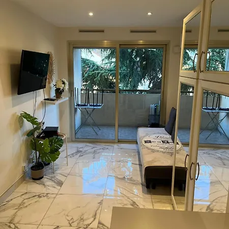2 Pieces Center Apartment Cannes